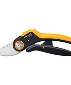 Fiskars Plus P721 kerti metszőolló, 24 mm vágási kapacitás
