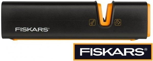 Fiskars XSHARP Balta- és Késélező – Hordozható, 2 az 1-ben
